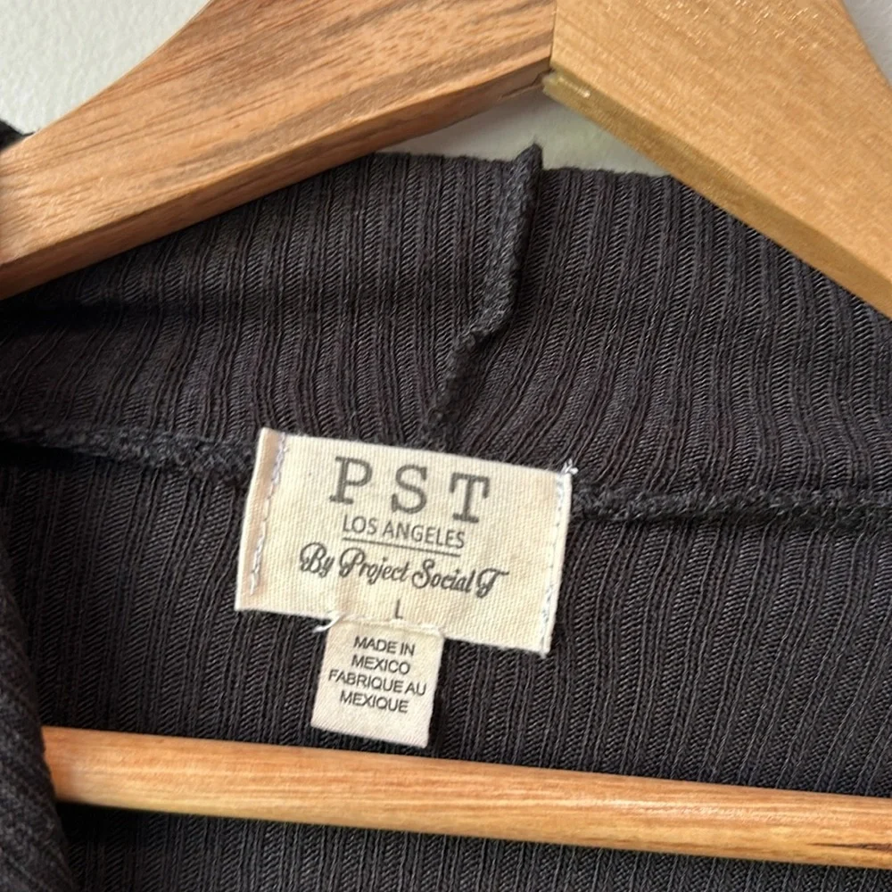 NWT PST by Project Social T Wren Small Rib Knit Soft Hoodie Top Blac Women's L - Picture 2 of 8